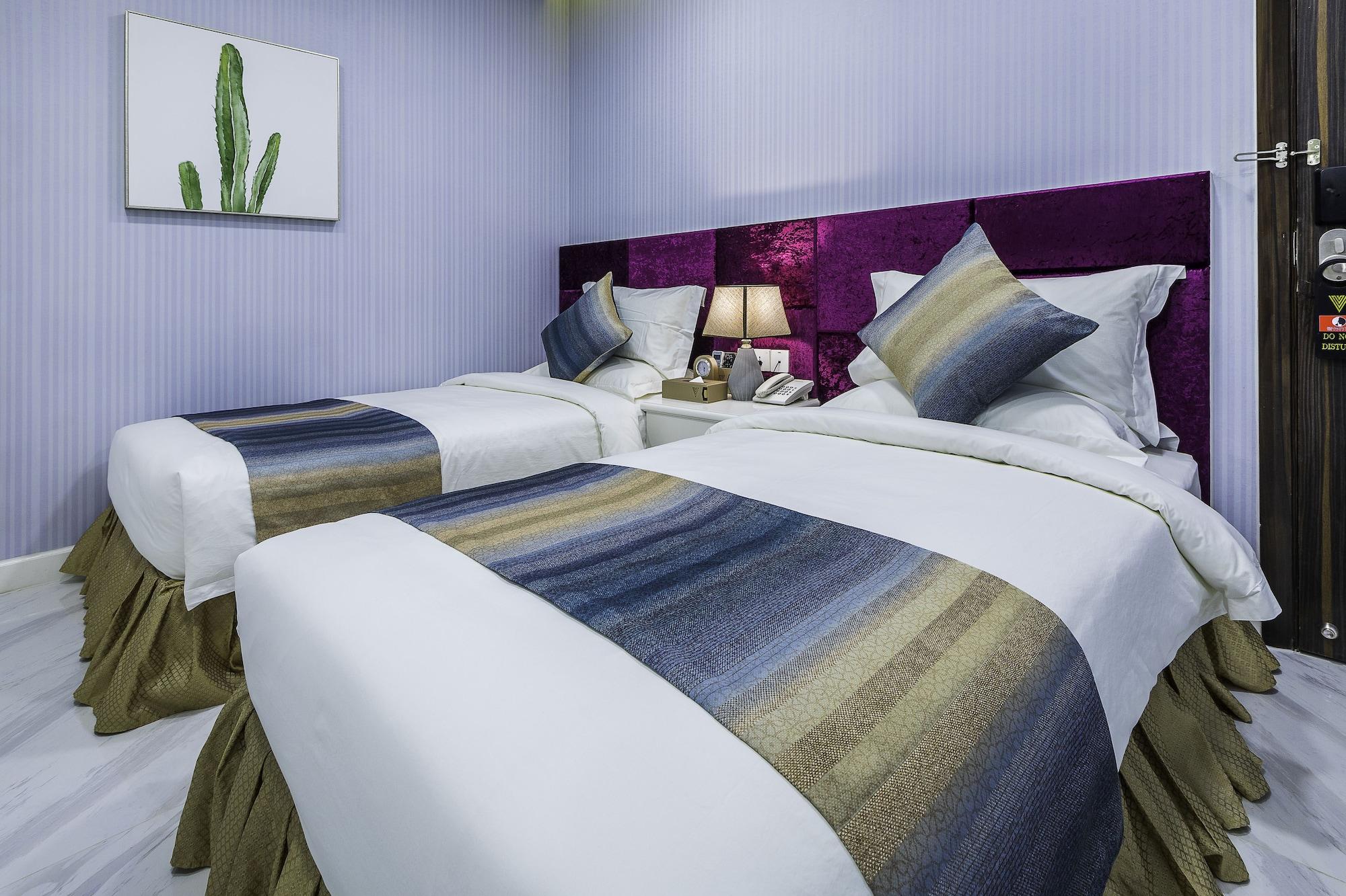 V Boutique Hotel Phnom Penh Exterior photo