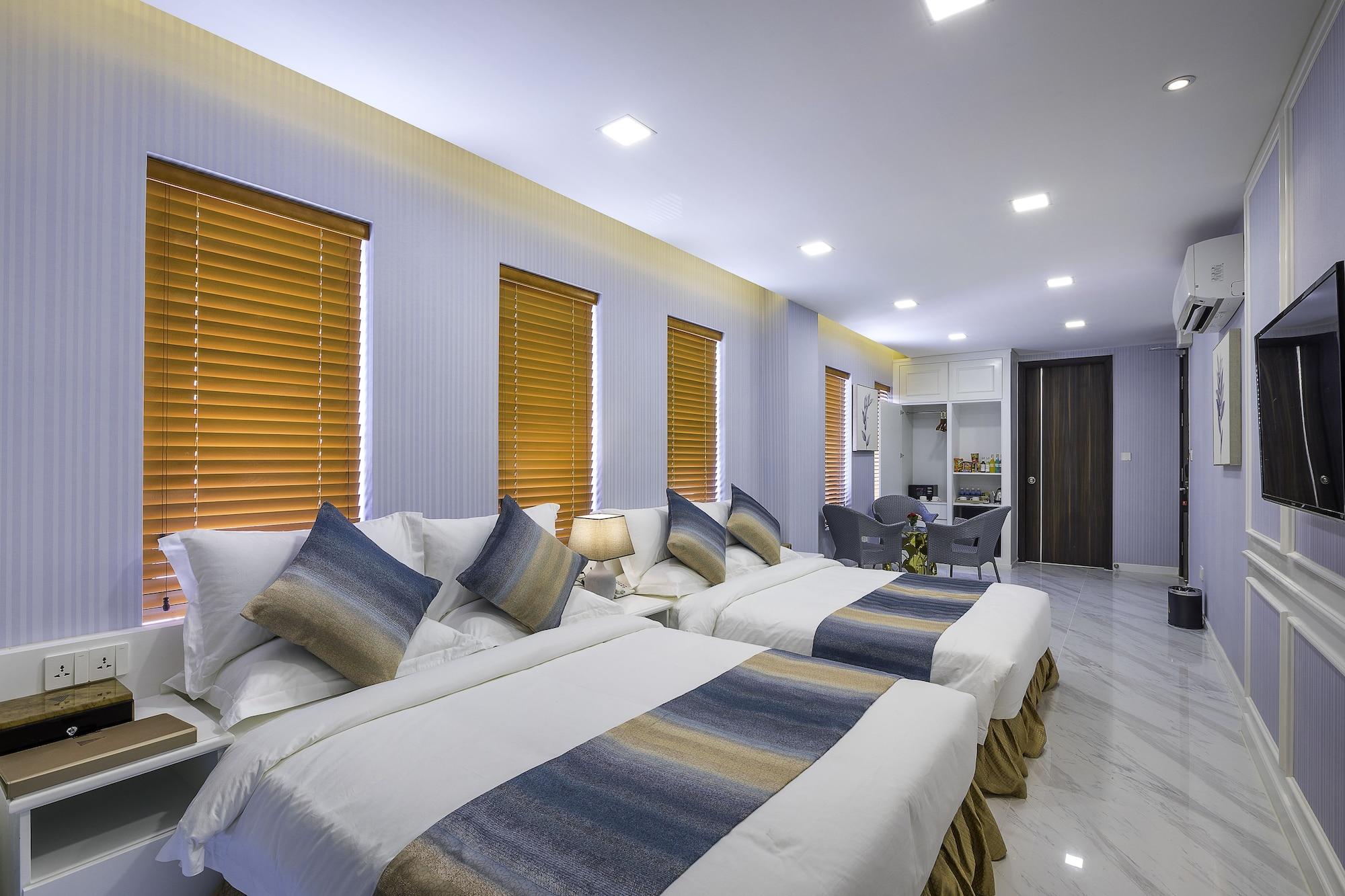 V Boutique Hotel Phnom Penh Exterior photo