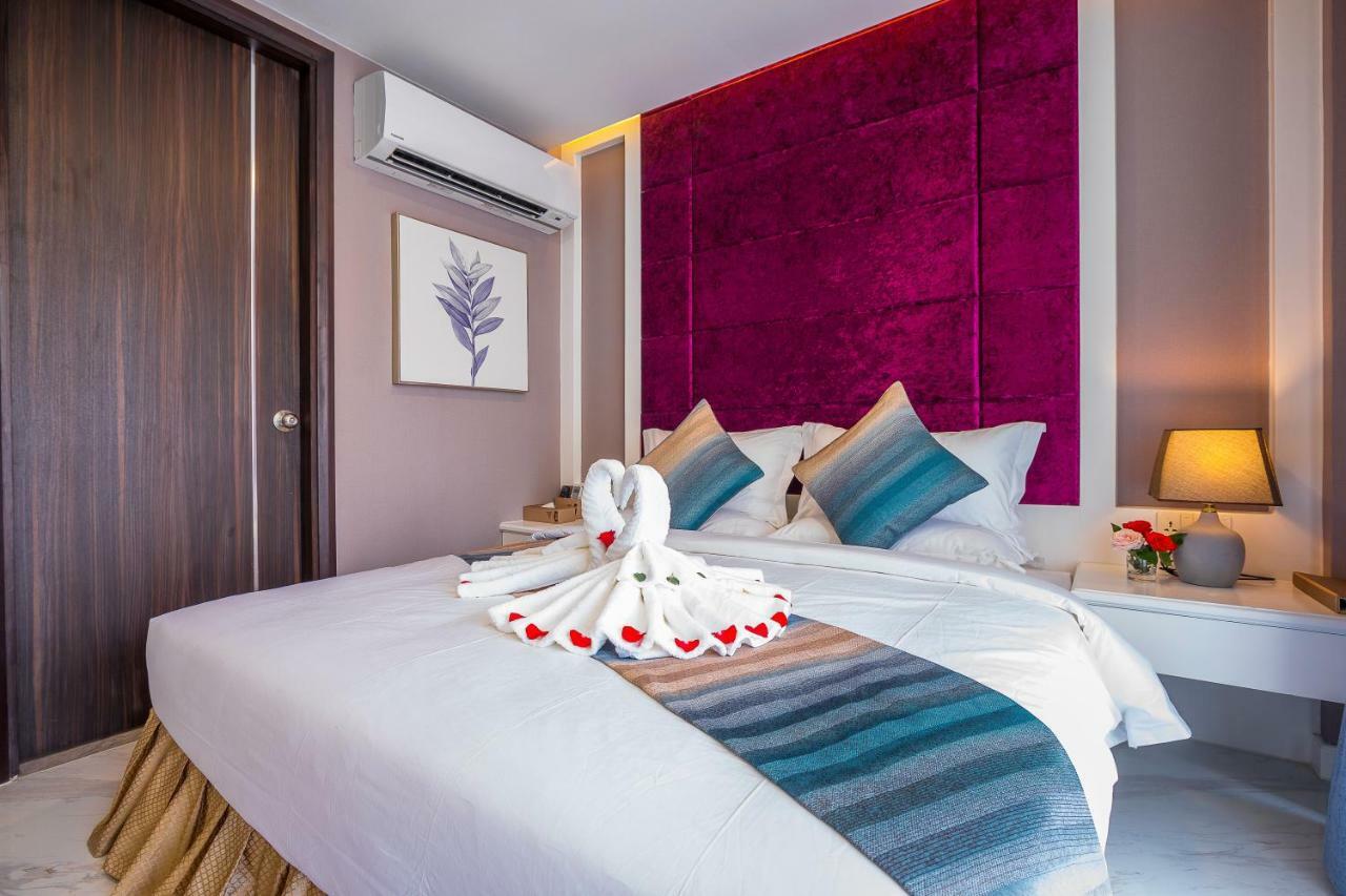 V Boutique Hotel Phnom Penh Exterior photo